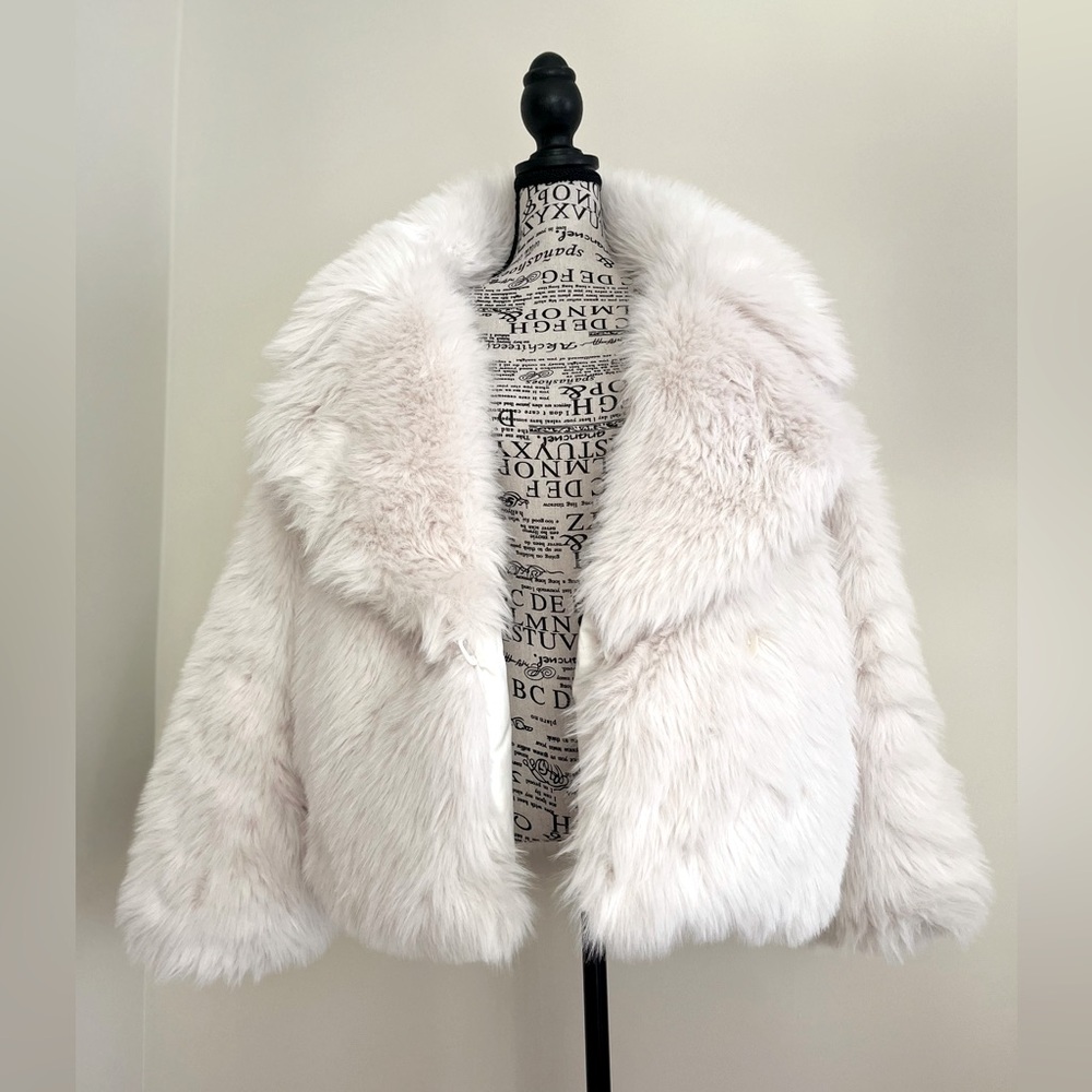 Banana Republic Reversible Faux Fur Down Filled White Puffer — Large Petite